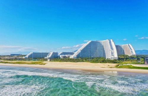 Khanh Hoa Apartment | Eden House in The Empyrean Cam Ranh Beach resort