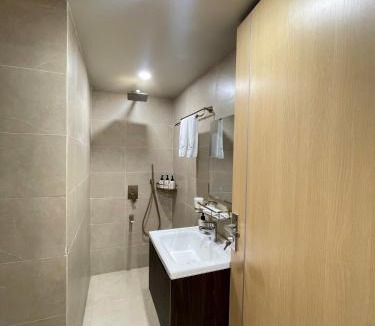 Hue Hotel | MinMin Retreat Homestay Huế