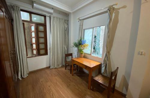 Hoan Kiem House | Local Homestay