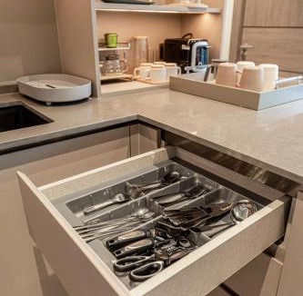 Thu Thiem Apartment | The Metropole Exclusive Skyline Haven