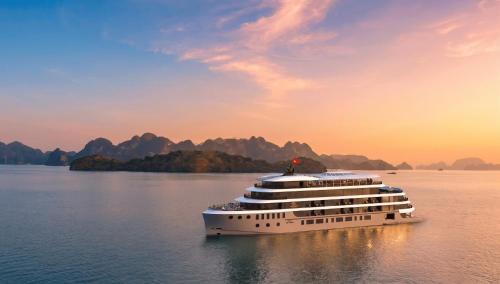 Ha Long Resort | Orient Legacy Cruise