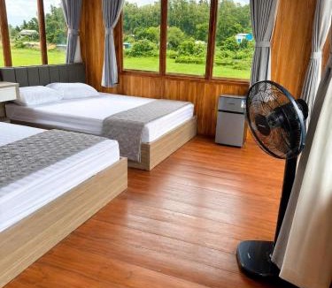 Co To Hotel | Phố Mộc Homestay