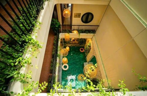 Van Mieu Hotel | Amsphere Homestay & Restaurant