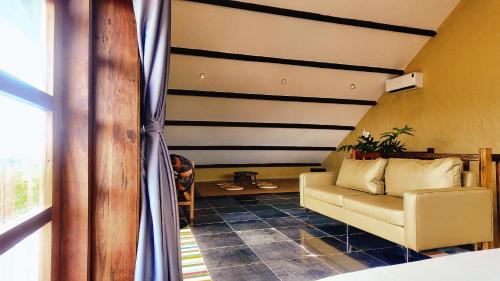 Dong Hoa House | Ri Rao Home Phu Yen