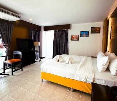 Central Pattaya Hotel | The Holiday Resort Pattaya