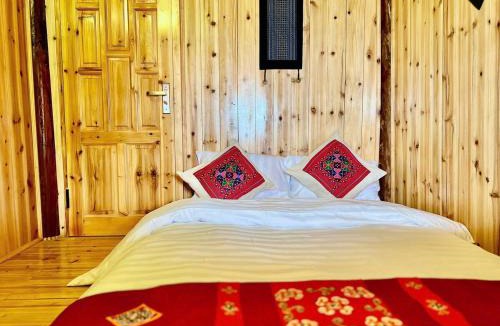 Hau Thao House | H'mong Village Homestay