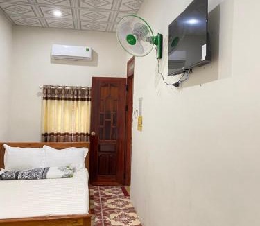 La Gi Bed & Breakfast | Tùng Thủy Homestay - Dinh Thầy Thím Lagi