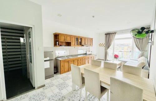 Phuong 6 Apartment | EMERALD APARTMENTS