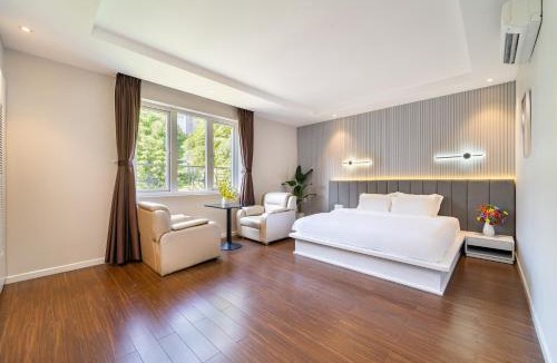 Phu My Hung Hotel | Golden Suites Saigon