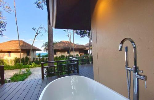 Rayong Resort | Samed Amoris Resort & Pool Villas