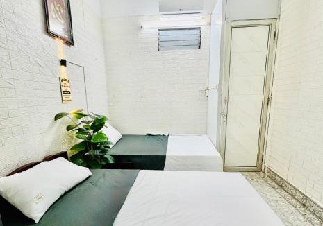 Dong Da Bed & Breakfast | Viet Stay Pho Chua Lang 2 - Campus View Home