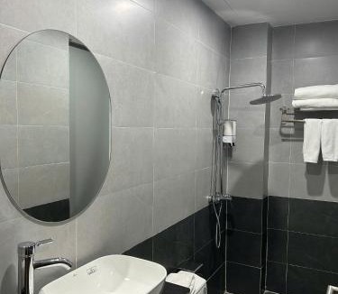 Bui Thi Xuan Hotel | Elegant Hotel