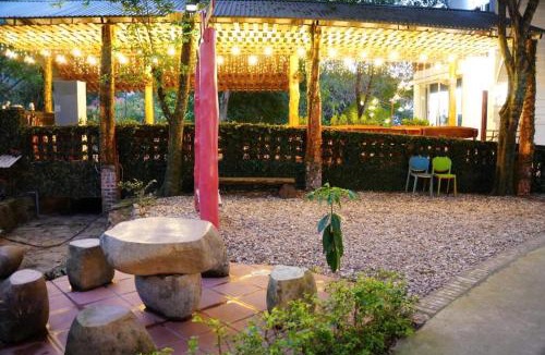 Soc Son House | Guitar DC Homestay Suitable for 12 to 18 people
