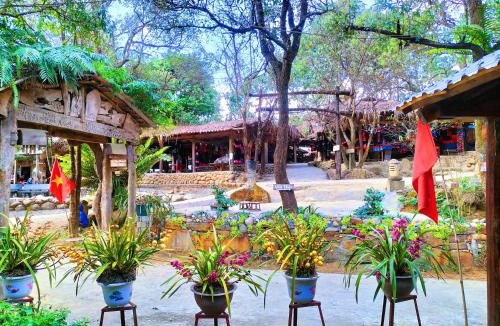 Phong Tho Hotel | Homestay Sin Suối Hồ