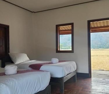 Kong Lor House | Guesthouse and Restaurant SayLomYen KongLor