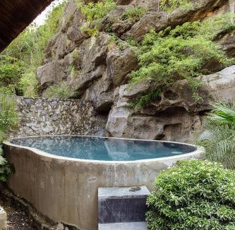 Hoa Lu Hotel | Ninh Binh Mountain Resort
