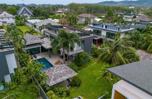 Nong Chaeng Villa | BangTao 3 Bedroom 15m Super Large Pool Garden Villa Tropical Light Luxury Villa Super Large Private Space