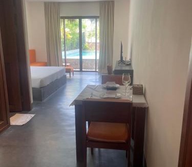 Cam Thanh Hotel | Palm View Villa