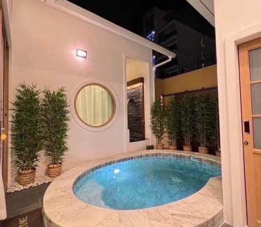 Saen Suk House | Japan Smile Resort