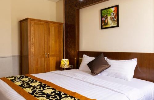 Hoc Mon Hotel | California Saigon Hotel