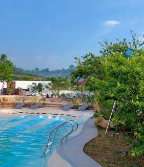 Moc Chau Hotel | Bazan Home Mộc Châu