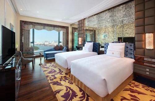 Nguyen Hue Walking Street Hotel | The Reverie Saigon - The Leading Hotels of the World