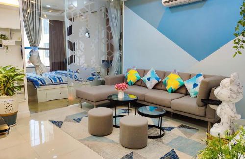 Bach Dang Riverside Apartment | Linda Apartment-ICON56-District4-3mins to center dtrc1- INFINITY POOL- AWESOME ROOFTOP