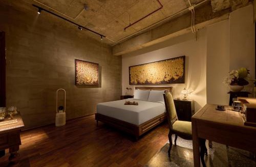 Dong Khoi Hotel | ANIMA Vietnamese Contemporary Art Boutique Hotel