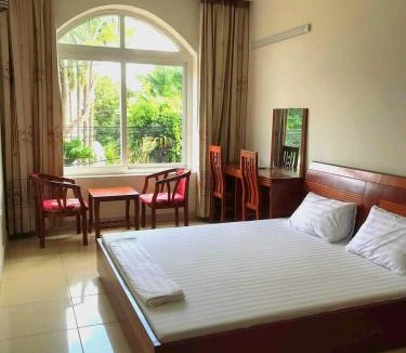 Quoc Oai Hotel | Đinh Gia Palace