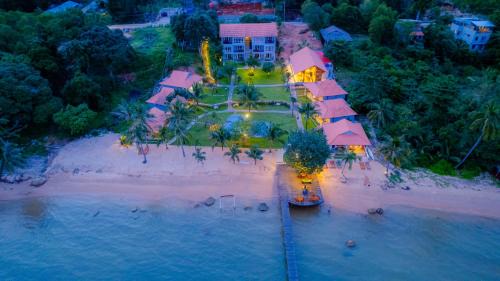 Ham Ninh Resort | Cosian Bay Phu Quoc Resort