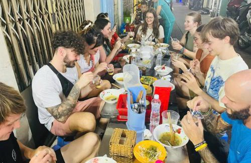 District 4 Hostel | Saigon Authentic Alley Hostel - Local Vibes and Experiences, Free Menu Breakfast, Gym & Rooftop Billiards