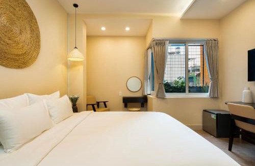 Phuong 8 Hotel | HemTouch House
