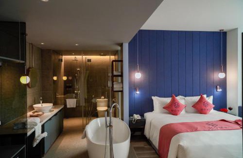 Phu Nhuan Hotel | HOME Hotel