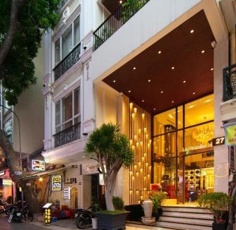 Old Quarter Hotel | Le Premier Hotel & Rooftop Bar