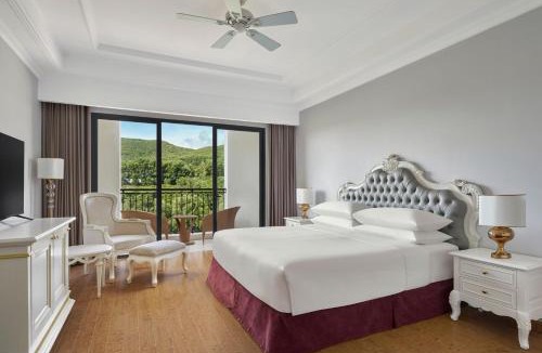 Nha Trang Resort | Nha Trang Marriott Resort & Spa, Hon Tre Island