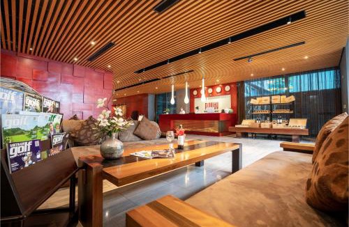 Dich Vong Hau Hotel | My Way Hotel & Residence Ha Noi