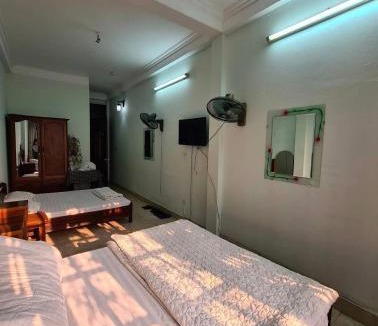 Thanh Xuan Hotel | Nhà Nghỉ Hương Thúy - TTTM Royal City