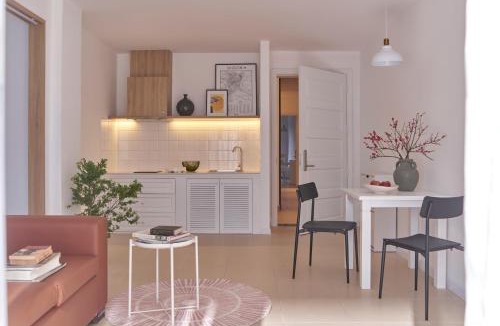 Thao Dien Hotel | Express by M Village Nguyễn Văn Hưởng, a brand of Modern Village Lifestyle