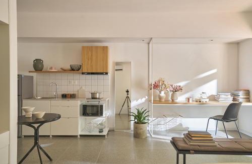 Phu Nhuan Hotel | Express by M Village Hồ Biểu Chánh, a brand of Modern Village Lifestyle