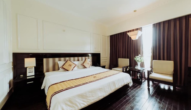 White Palace Thai Binh Hotel 1