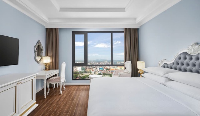 Four Points by Sheraton Lang Son