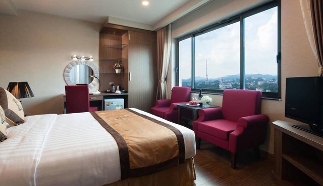 Royal Palace Hotel
