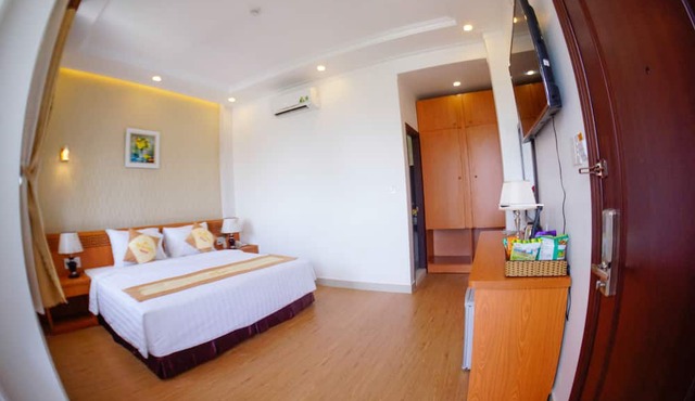 Nu Hoang Hotel