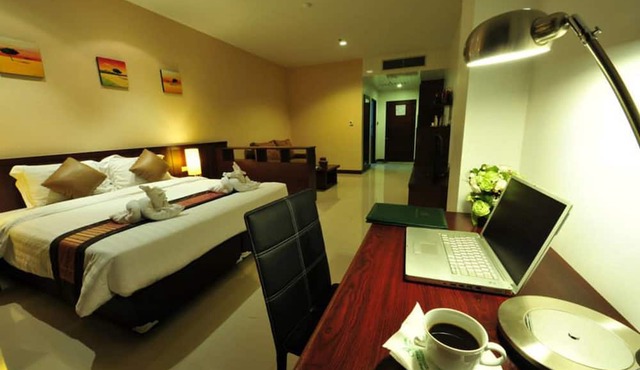 Green World Palace Hotel
