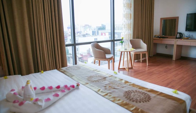 Long Anh Hotel