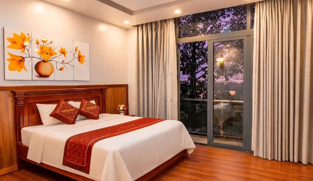 Chau Giang Hotel