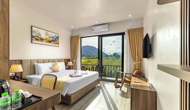 Paradise Mountain View Resort