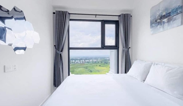 Lumiere Apartment Swanbay