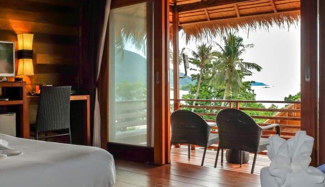 Ten Moons Lipe Resort in Koh Lipe