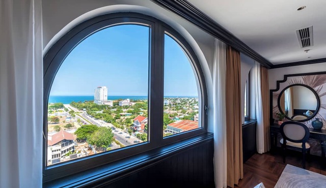 Grand Luxury Hotel Ninh Chu